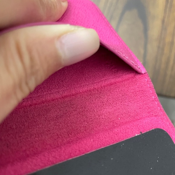 Louis Vuitton IPhone XS folio - Picture 6 of 6